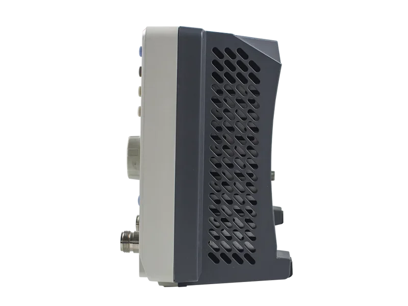 Spectrum Analyzer Tracking Generator 1.5Ghz - 9kHz～1.5GHz スペクトラムアナライザ（トラッキングジェネレータ付き）